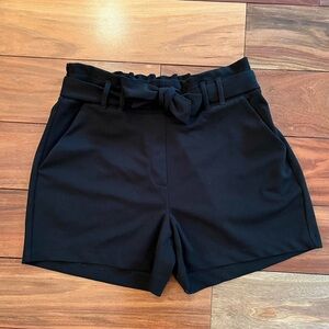 Maurice’s Black Paperbag‎ Tie-Waist Shorts